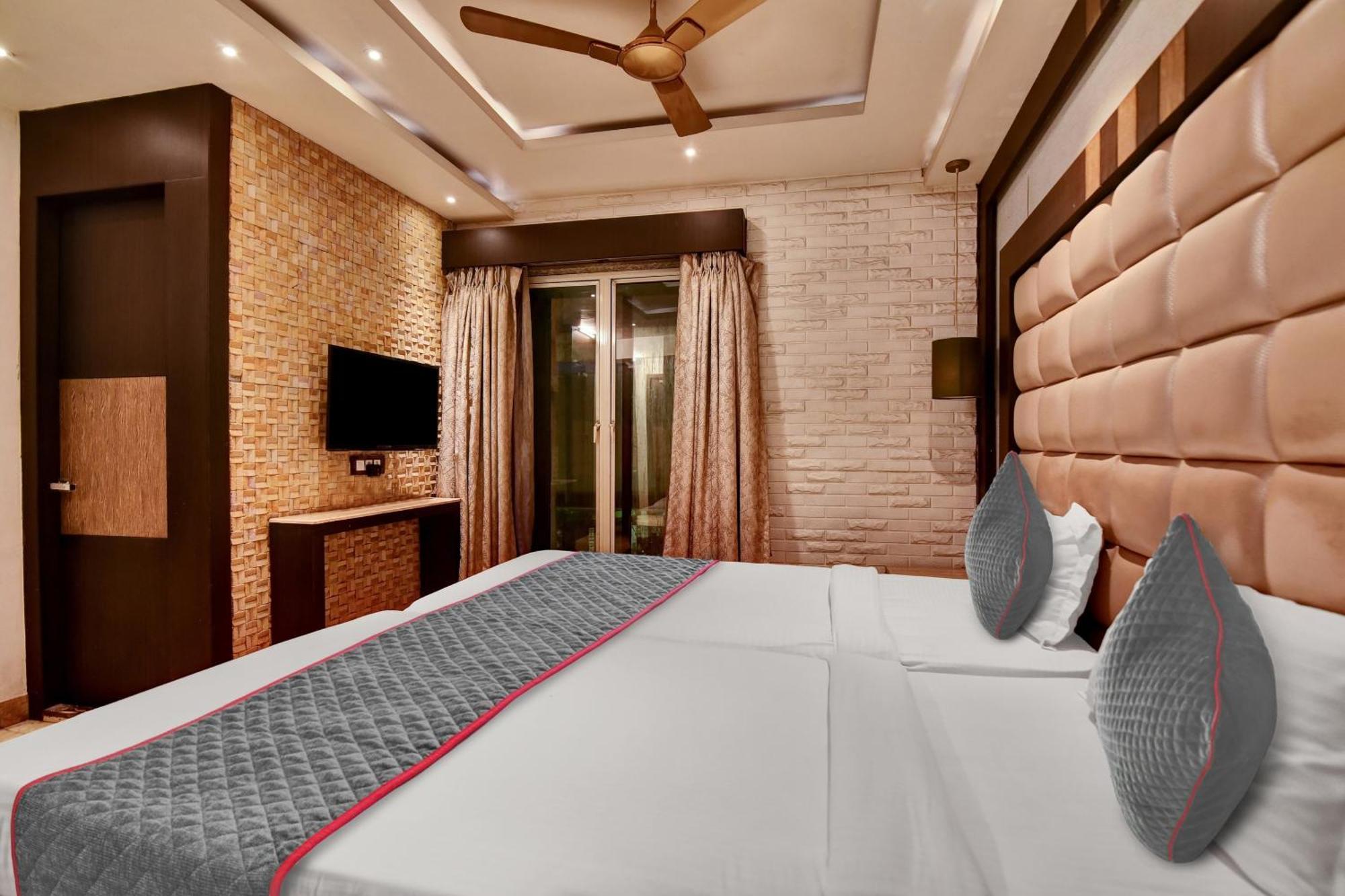 Hotel Acme Kolkata Bagian luar foto