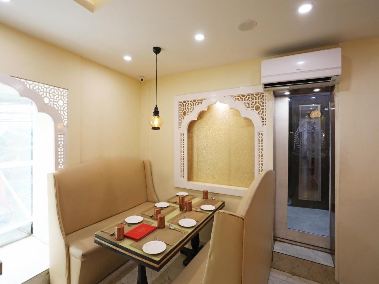 Hotel Acme Kolkata Bagian luar foto