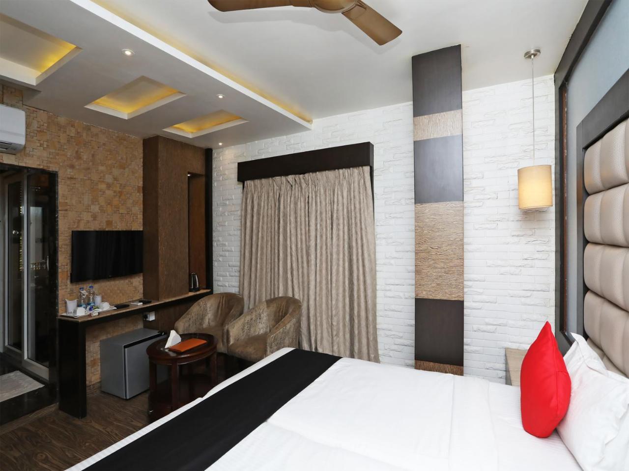 Hotel Acme Kolkata Bagian luar foto