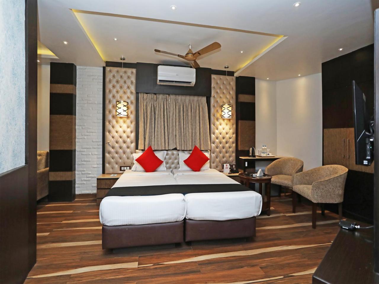 Hotel Acme Kolkata Bagian luar foto