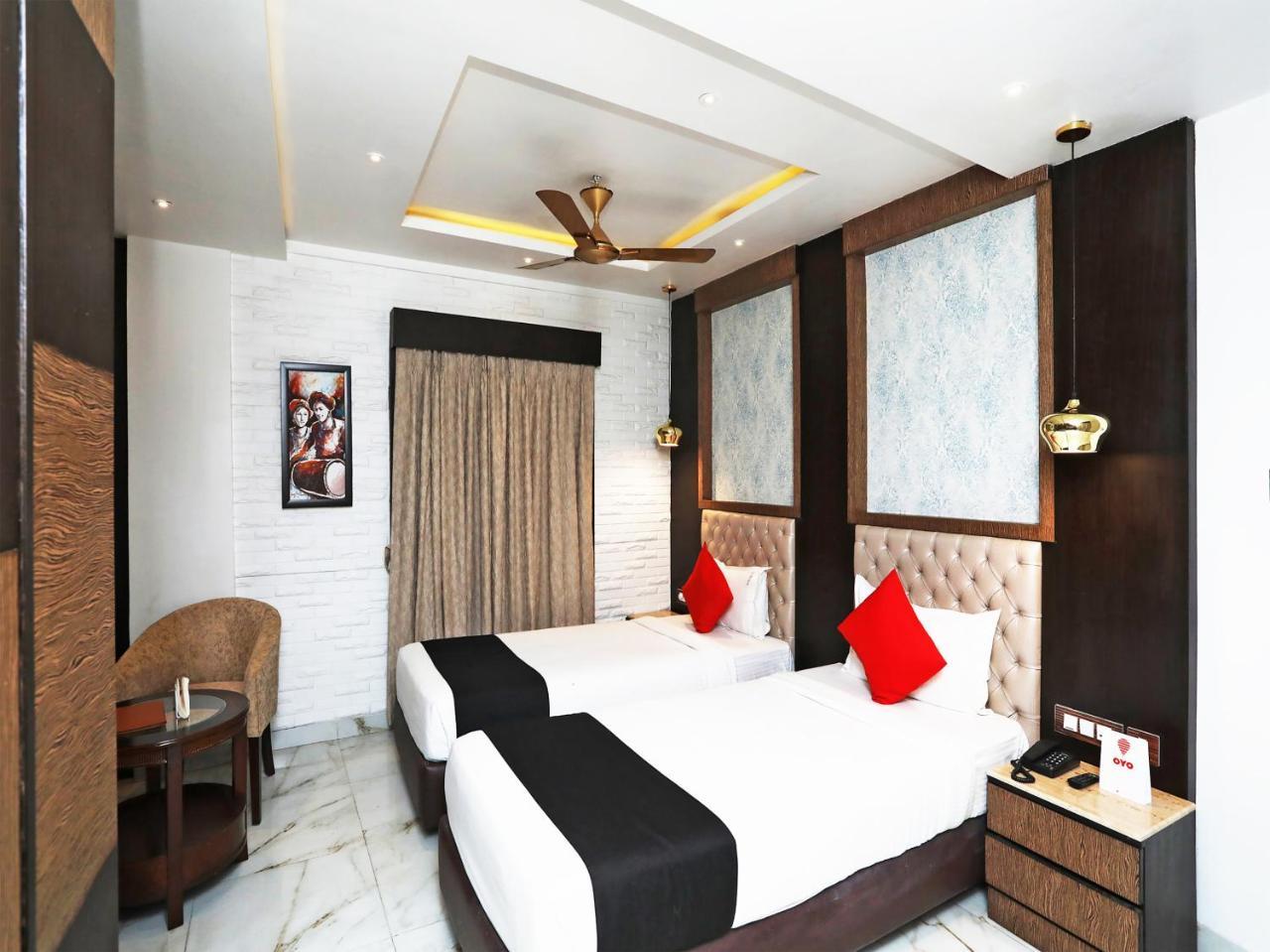 Hotel Acme Kolkata Bagian luar foto